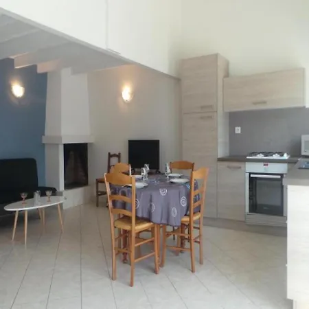Vila House - 6 Pers, 55 M2, 3/2 *